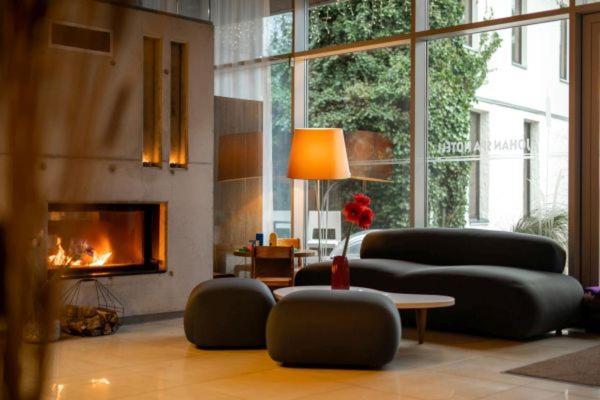 Johan Suites & Spa Курессааре Экстерьер фото