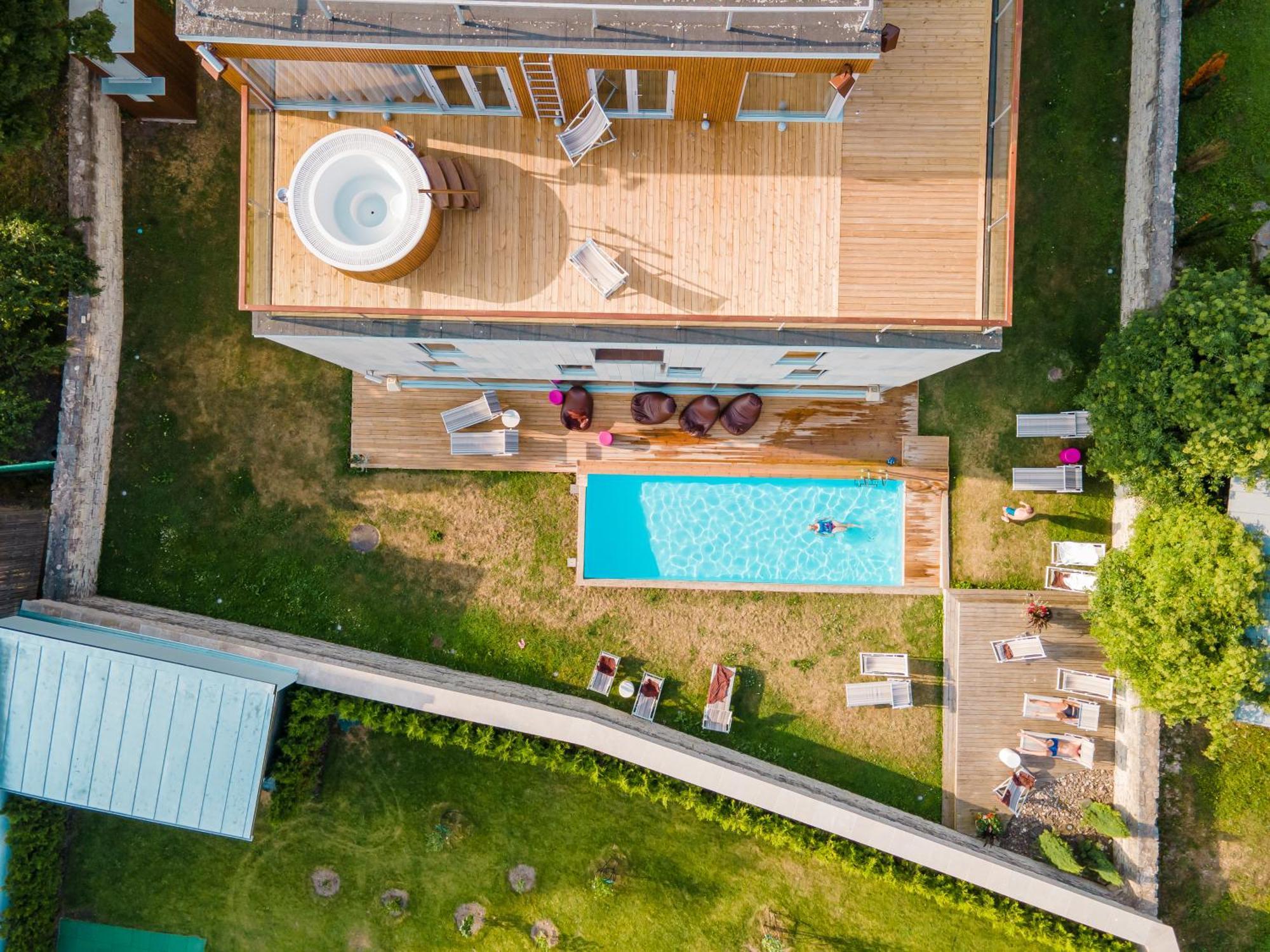 Johan Suites & Spa Курессааре Экстерьер фото